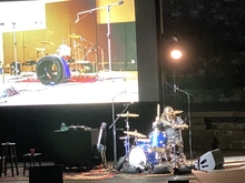 Dave Grohl on Oct 12, 2021 [899-small]