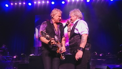 Air Supply on Oct 24, 2015 [342-small]