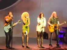 Little Big Town / Alex Hall on Oct 24, 2021 [445-small]