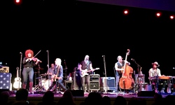 Steve Earle & The Dukes   / Emmylou Harris / Lucinda Williams / The Mastersons on Dec 3, 2017 [048-small]