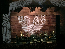 Hall and Oates / Train on Jun 7, 2018 [526-small]
