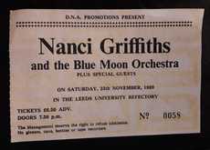 Nanci Griffith on Nov 25, 1989 [764-small]