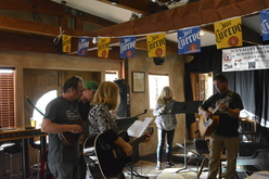 tags: Paddywagon, Hailey, Idaho, United States, Sun Valley Brewery - Paddywagon on Jan 31, 2016 [279-small]