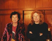 Robert Plant / Jimmy Page on Jul 7, 1998 [516-small]