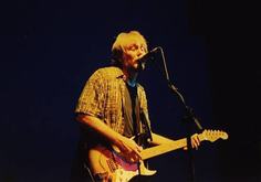 Ed Kuepper on Mar 27, 1999 [492-small]