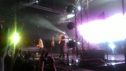 All Time Low / As It Is on Aug 22, 2017 [756-small]