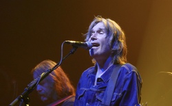 Del Amitri / The Byson Family on Sep 22, 2021 [679-small]