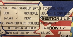 Grateful Dead / Bob Dylan on Jul 4, 1987 [814-small]