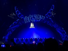 AC/DC / Axl Rose on Sep 4, 2016 [088-small]