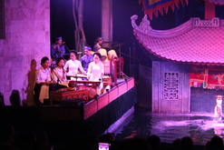 tags: Thang Long Orchestra - Thang Long Orchestra on Aug 21, 2016 [868-small]