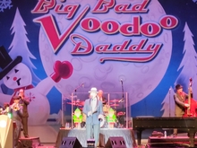Big Bad Voodoo Daddy on Dec 11, 2021 [621-small]