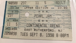 Pearl Jam  / Ben Harper on Sep 8, 1998 [773-small]
