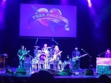 Free Fallin on Jan 27, 2022 [470-small]