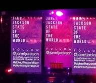 Janet Jackson on Nov 10, 2017 [711-small]