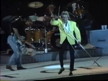 Rod Stewart on Apr 7, 1989 [898-small]