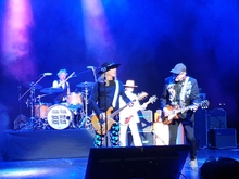 Cheap Trick on Nov 18, 2021 [908-small]