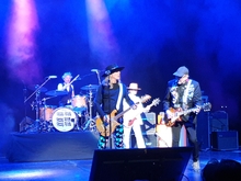 Cheap Trick on Nov 18, 2021 [909-small]