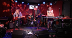 The Honey Pot / Spygenius / Deviant Amps / Crystal Jacqueline / Icarus Peel’s Acid Reign on Jan 30, 2022 [991-small]