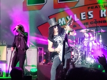 Slash, Ft. Myles Kennedy and the Conspirators on Feb 11, 2022 [042-small]