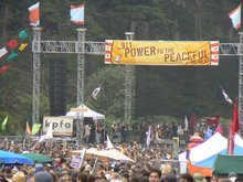 tags: Michael Franti & Spearhead, San Francisco, California, United States, Crowd, Stage Design, Speedway Meadow, Golden Gate Park - Michael Franti & Spearhead / The Indigo Girls / Hot Buttered Rum String Band / DJ Spooky on Sep 8, 2007 [470-small]