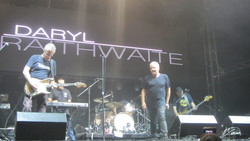 Taylor Sheridan / Dragon / Vanessa Amorosi / Thirsty Merc / Daryl Braithwaite / John Farnham  on Apr 11, 2019 [779-small]