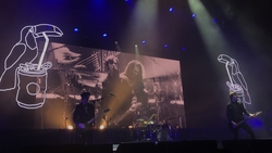 Catfish and The Bottlemen / Twin Atlantic on May 5, 2019 [270-small]