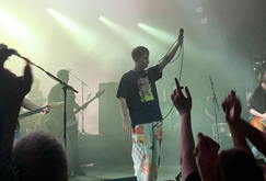 Nothing But Thieves / Yonaka / Airways / The Florentinas on Oct 10, 2021 [405-small]