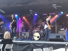 Eskimo Brothers on Jul 2, 2020 [087-small]
