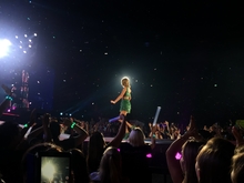Taylor Swift / Vance Joy / Shawn Mendes on Aug 1, 2015 [589-small]