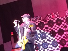 tags: Cheap Trick, Gear, Stage Design, Uptown Theatre - Cheap Trick on Dec 18, 2015 [451-small]