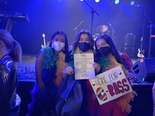 Sammy Rae & the Friends / Joe Hertler & the Rainbow Seekers on Jan 21, 2022 [653-small]