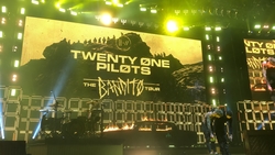 Twenty One Pilots / The Regrettes on Feb 25, 2019 [752-small]