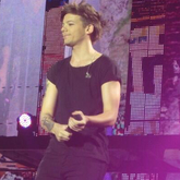 Camryn / One Direction on May 17, 2013 [949-small]