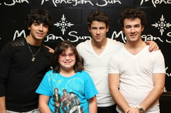 Wonder Girls / Jonas Brothers on Oct 10, 2009 [161-small]