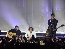 5 Seconds Of Summer on Apr 5, 2018 [813-small]