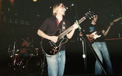 Circle And Square / Plan B / Saves The Day / Ash on Nov 29, 2002 [129-small]