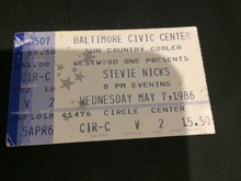 Stevie Nicks / Opus on May 7, 1986 [193-small]