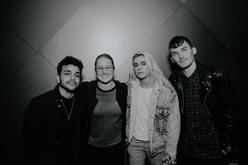 PVRIS / VUKOVI on Nov 17, 2017 [024-small]