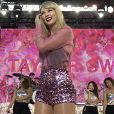 Taylor Swift on Aug 22, 2019 [164-small]