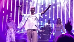 HRVY / Denis Coleman / Samantha Harvey / Keelie Walker on Oct 24, 2021 [363-small]