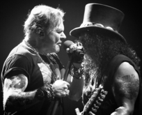 Guns N' Roses / Mammoth WVH on Oct 2, 2021 [948-small]