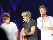 One Direction / Icona Pop / Harry Styles / Niall Horan / Liam Payne / Louis Tomlinson on Sep 3, 2015 [677-small]