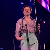 Harry Styles / Jenny Lewis on Nov 7, 2021 [875-small]