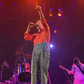 Harry Styles / Jenny Lewis on Sep 20, 2021 [902-small]