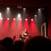 Finneas / Lauren Sanderson on Oct 23, 2019 [121-small]