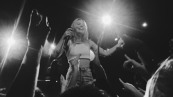 Bea Miller on Sep 27, 2019 [551-small]