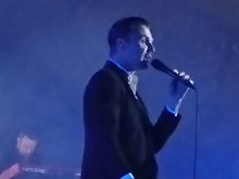 Hurts / Please Madame on Nov 27, 2017 [621-small]