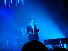 Hurts / Please Madame on Nov 27, 2017 [622-small]