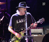 Neil Young & Crazy Horse / The Last Internationale / Ian McNabb / Neil Young on Jul 13, 2014 [684-small]