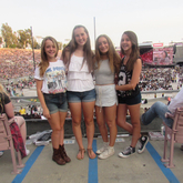 One Direction / 5 Seconds of Summer / Jamie Scott on Sep 12, 2014 [962-small]
